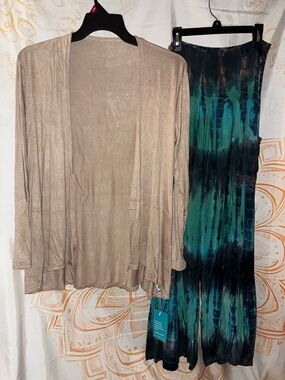 Beige Open Front Cardigan & Teal Tie-Dye Wide/Flowy Pants Set